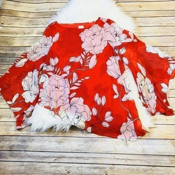 CHICO'S Asymmetrical Contemporary Floral Tunic Top - Picture 7 of 10